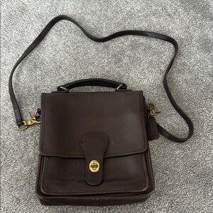 Coach Vintage Messenger - great condition